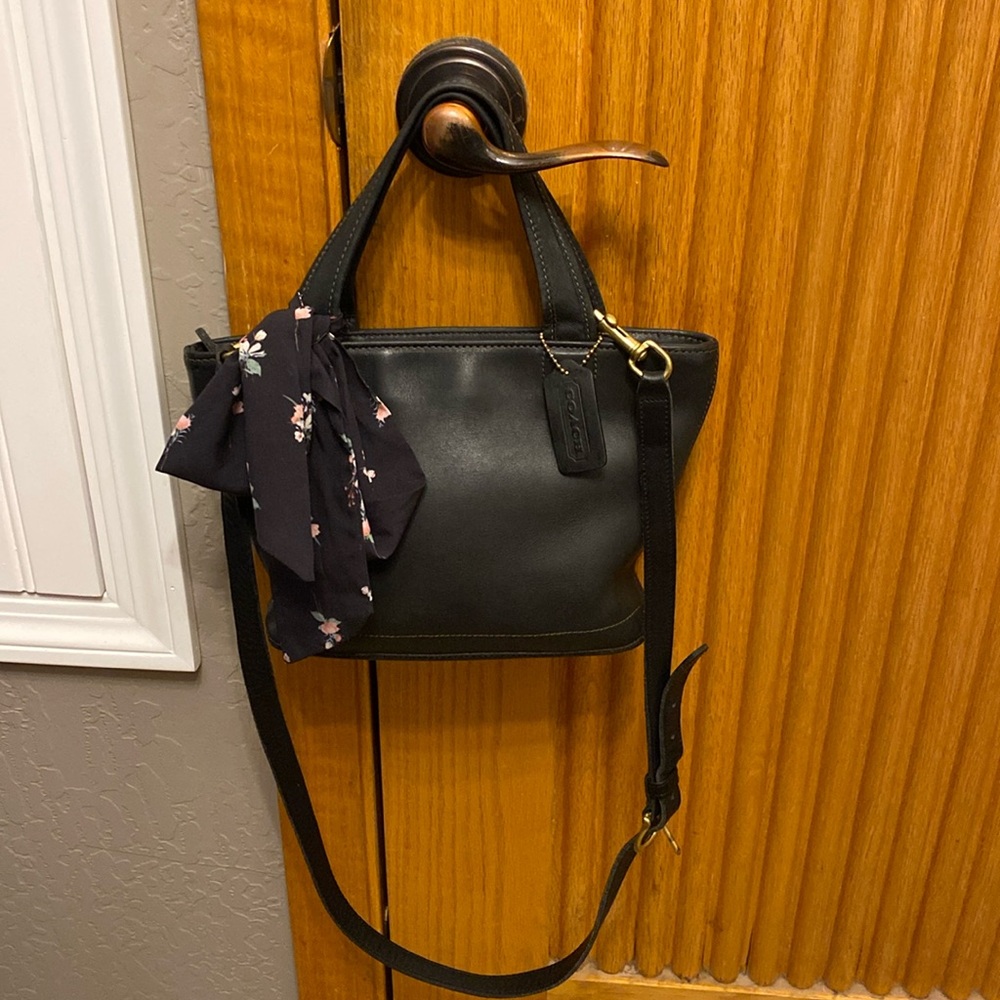 Coach 9301 Bleeker Small Basket Bag